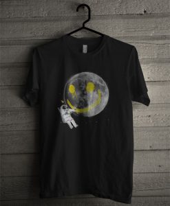 Full Moon Graffiti Smiley T Shirt