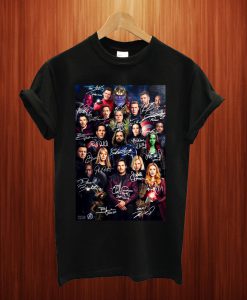 All Marvel Avengers Heroes Signatures Poster T Shirt