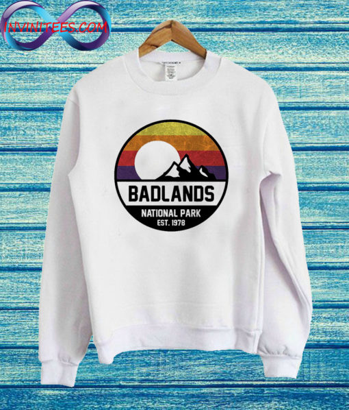 Badlands National Park Retro Mountain Sweatshirt